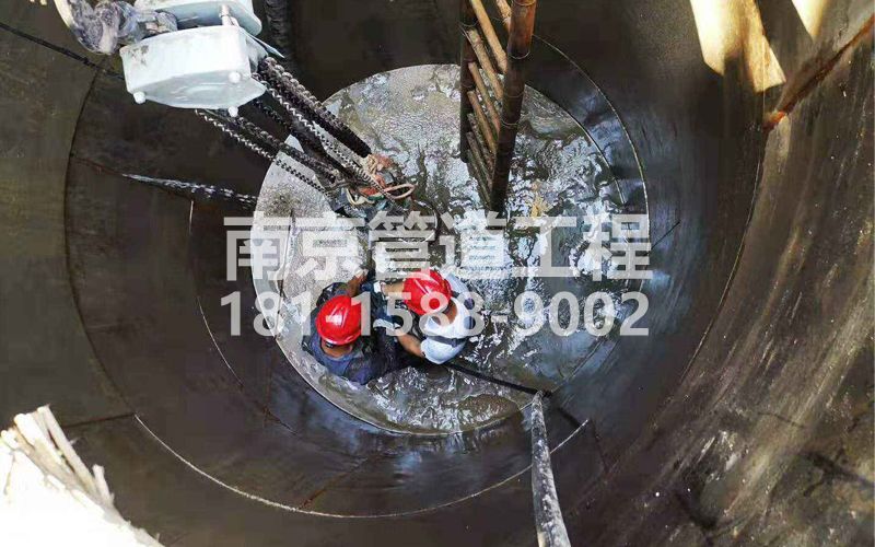 242湖熟污水池清理