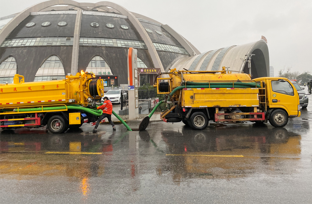 271湖熟商场管道清淤
