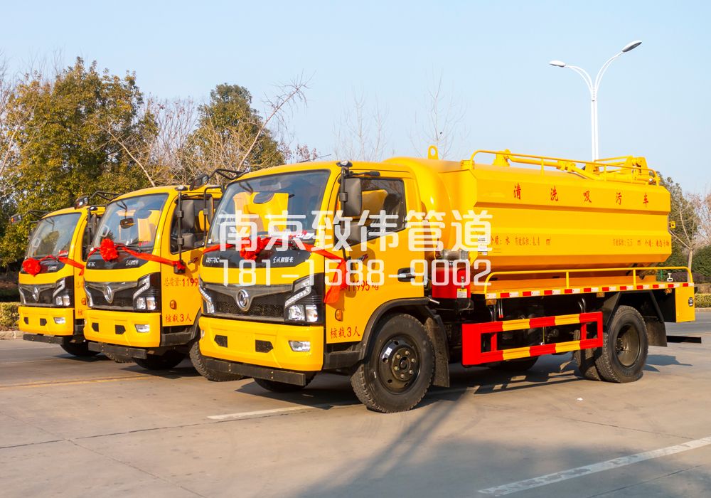 369湖熟多利卡吸污车